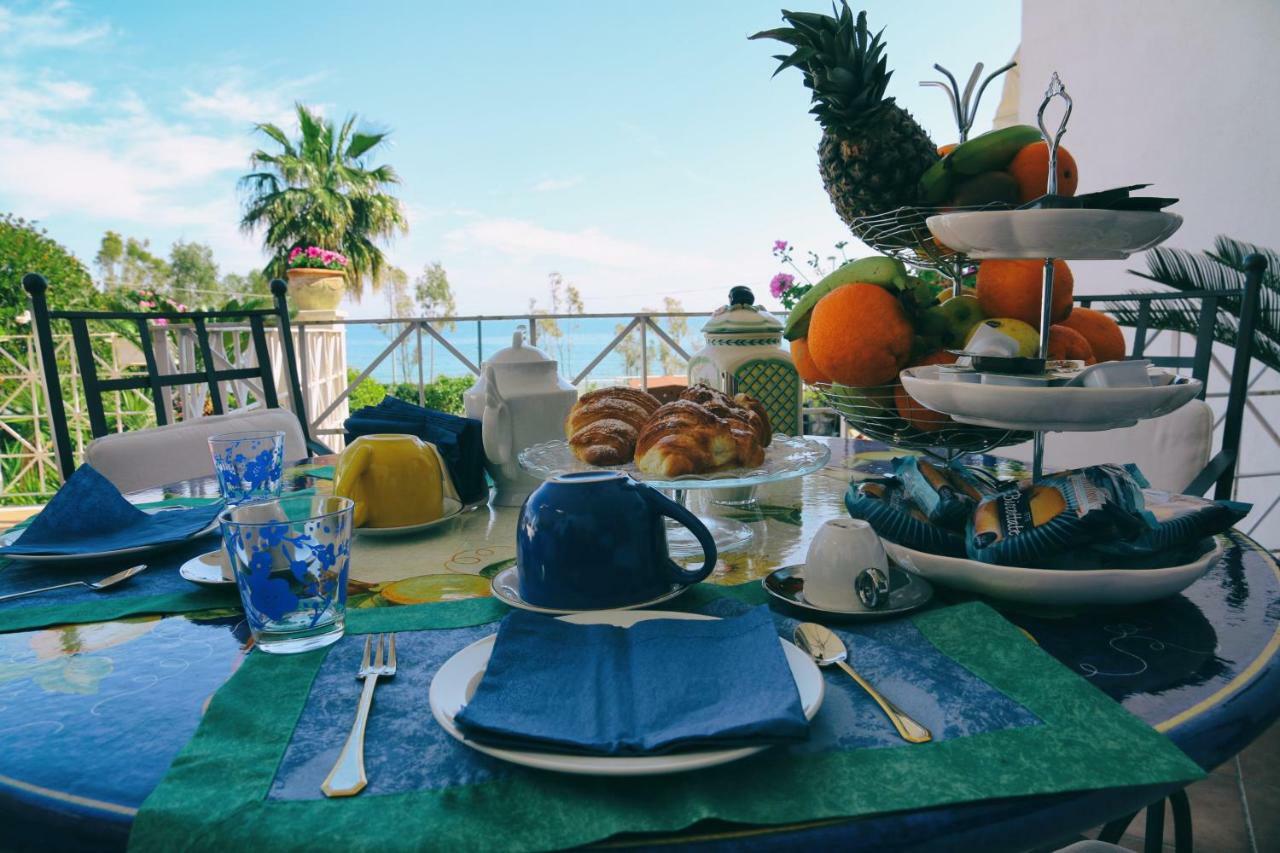 B&B L'Orizzonte Кротоне Екстериор снимка